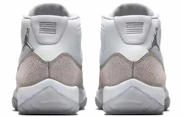 Jordan Air Jordan 11 metallic silver