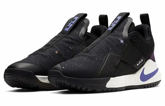 Nike Ambassador 11