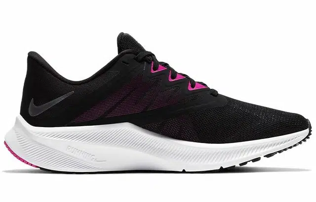 Nike Quest 3