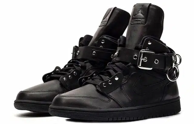 COMME DES GARCONS SHIRT x Jordan Air Jordan 1 Homme Plus