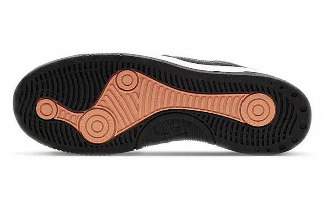 Nike Squash Type