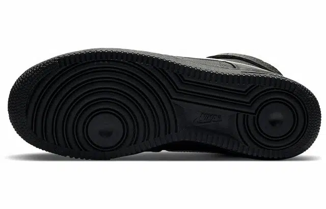 1017 ALYX 9SM x Nike Air Force 1