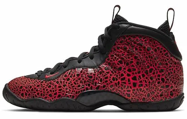 Nike Foamposite One cracked lava PU