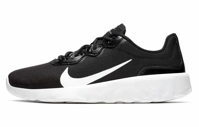 Nike Explore strada