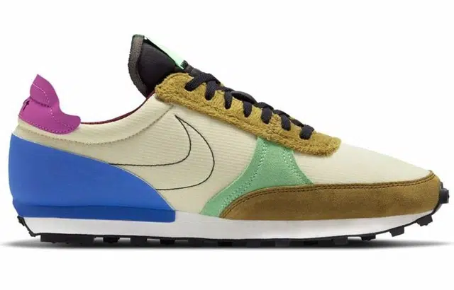 Nike Daybreak Type