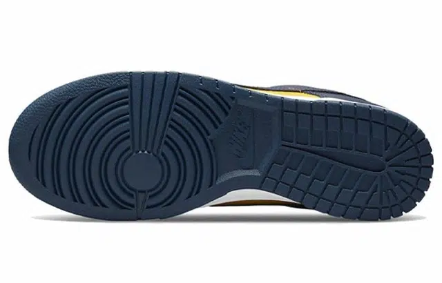 Nike Dunk Low Retro "Varsity Maize"