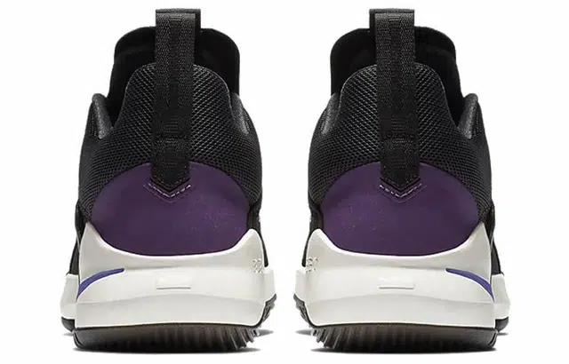 Nike Ambassador 11