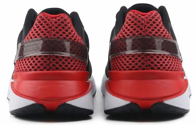 Nike Legend React 3