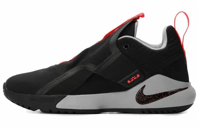 Nike Ambassador 11