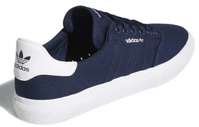 adidas originals 3MC Vulc