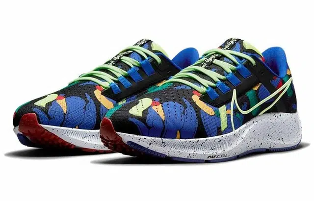 Kelly Anna x Nike Pegasus 38
