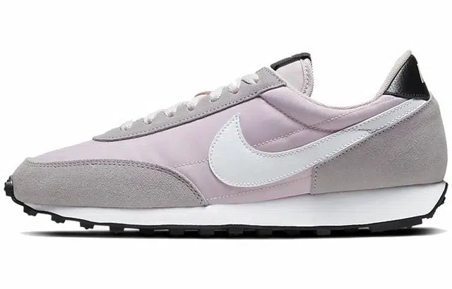 Nike Daybreak