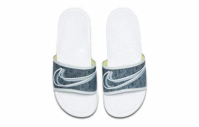 Nike Benassi LX