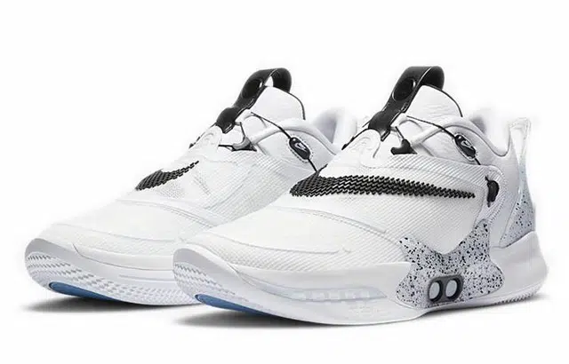 Nike Adapt bb 2.0 Oreo