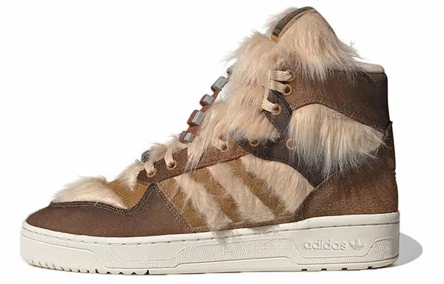 Star Wars x adidas originals Rivalry High "Chewbacca"