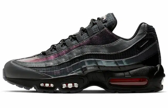 Nike Air Max 95 LV8