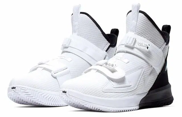 Nike zoom soldier 13 LeBron EP 13