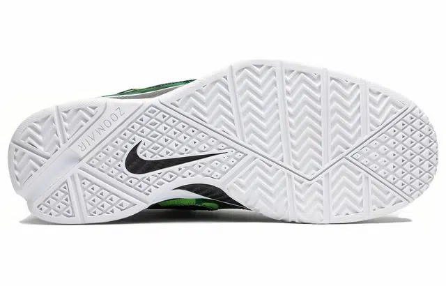 UNDEFEATED x Nike Zoom Kobe 1 Protro Green Camo (Silver Lake)
