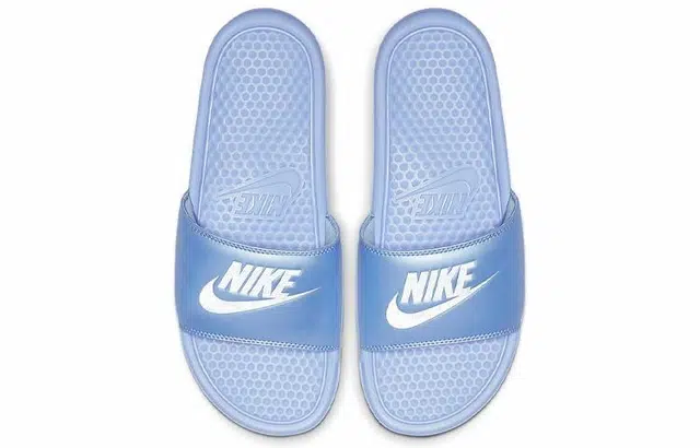 Nike Benassi