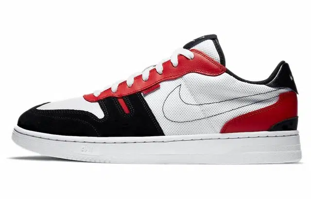 Nike Squash Type black toe