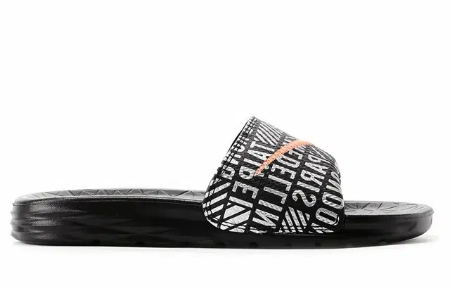 Nike Benassi Solarsoft Slides 2 NWM