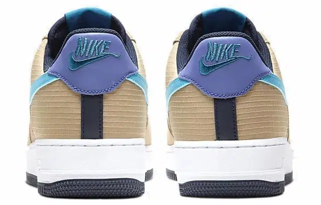 Nike Air Force 1 Low '07 LV8 2