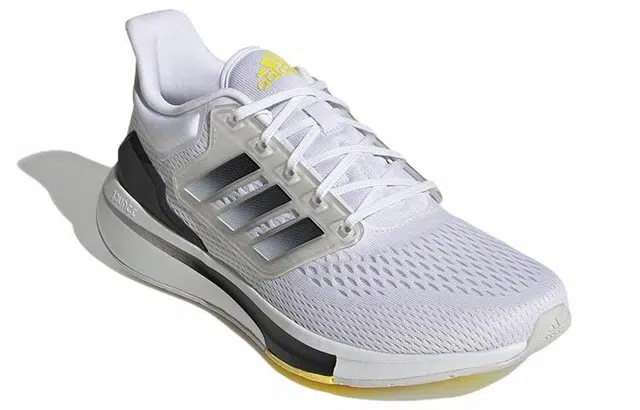 adidas EQ21 Run