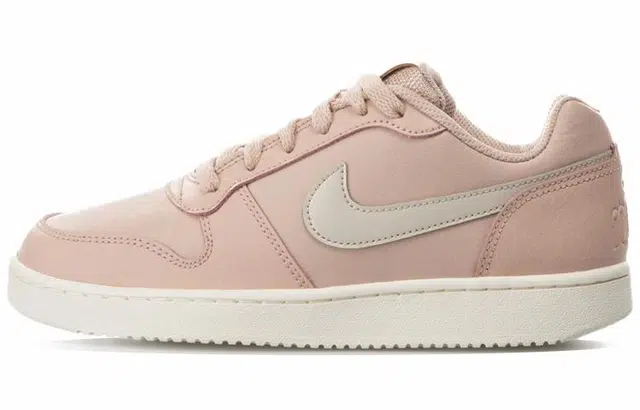 Nike EBERNON Low