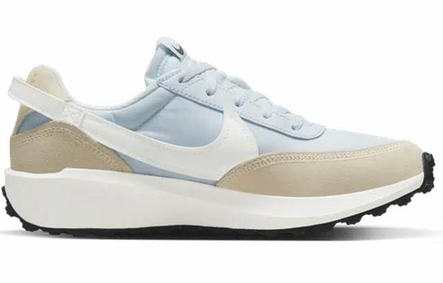 Nike Waffle debut
