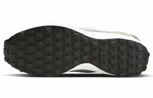 Nike Waffle debut