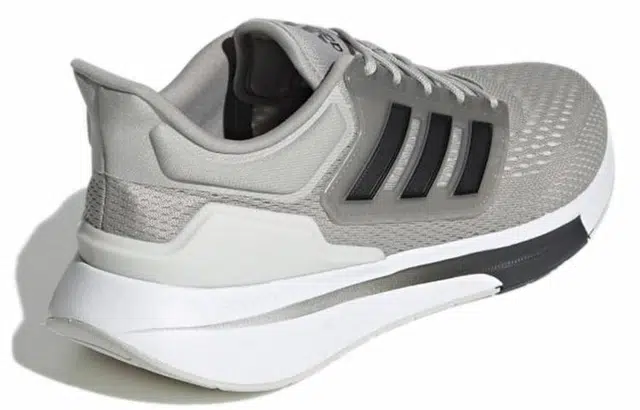 adidas EQ21 Run