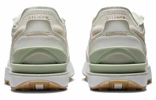 Nike Waffle One SE