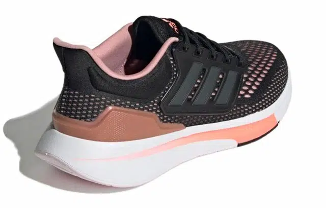 adidas EQ21 Run