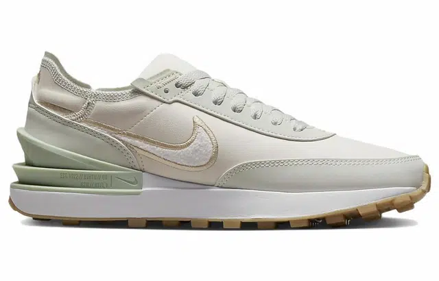 Nike Waffle One SE