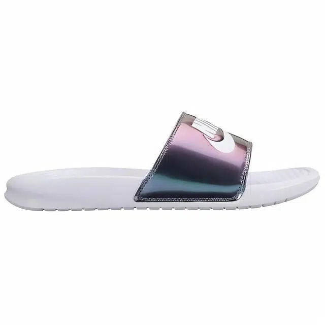 Nike Benassi
