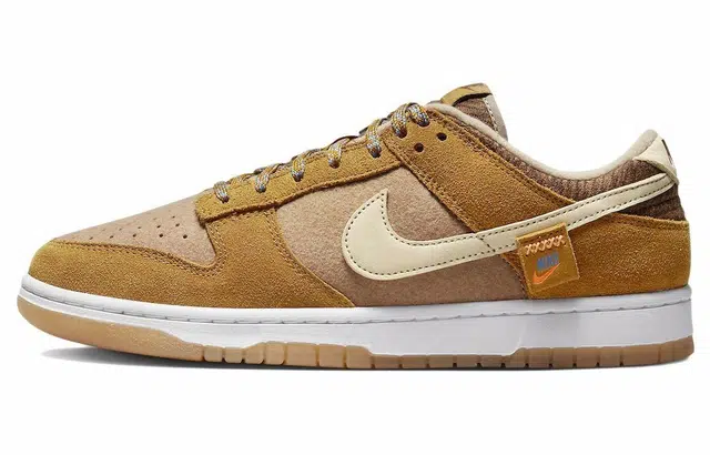 Nike Dunk Low "Teddy Bear"
