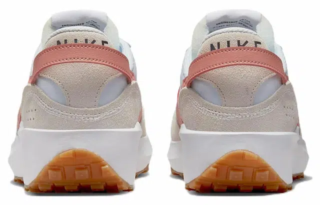 Nike Waffle Debut