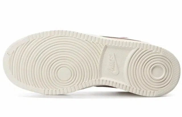 Nike EBERNON Low