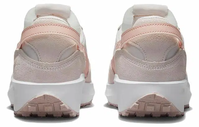 Nike Waffle Debut