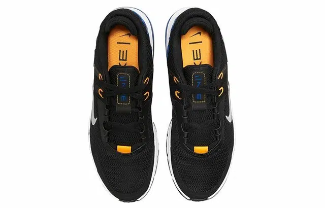 Nike Air Max Alpha Trainer 4
