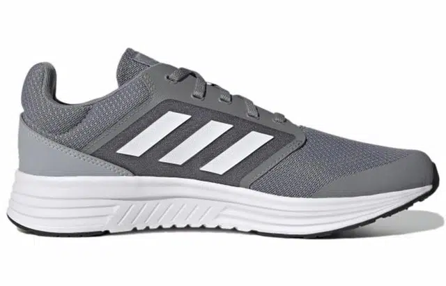 adidas Galaxy 5
