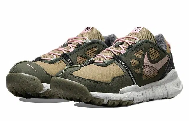 Nike free terra vista