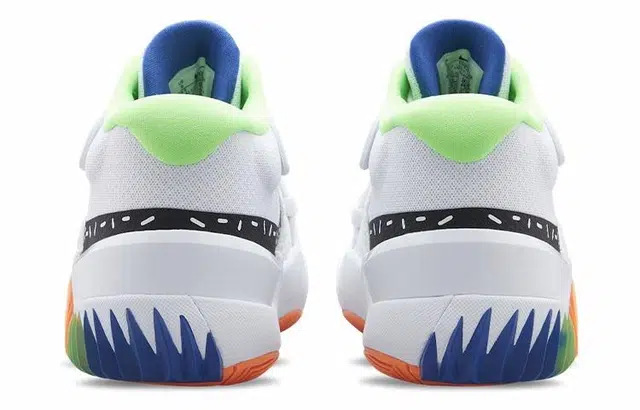 Nike Zoom Court Dragon