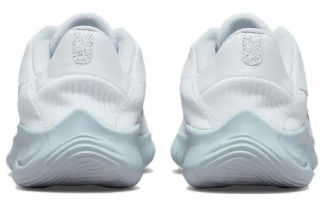 Nike Flex Experience Run 11 next nature