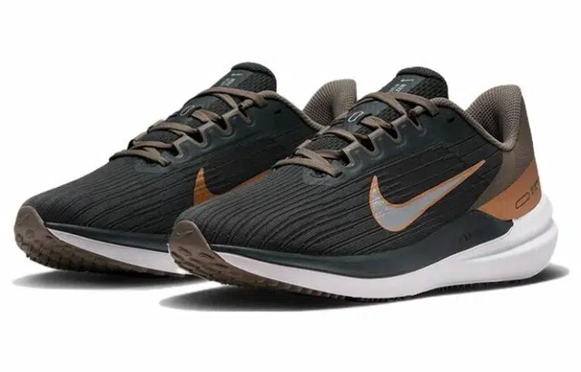 Nike Air Winflo 9