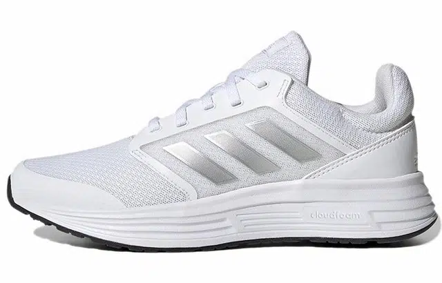 adidas Galaxy 5