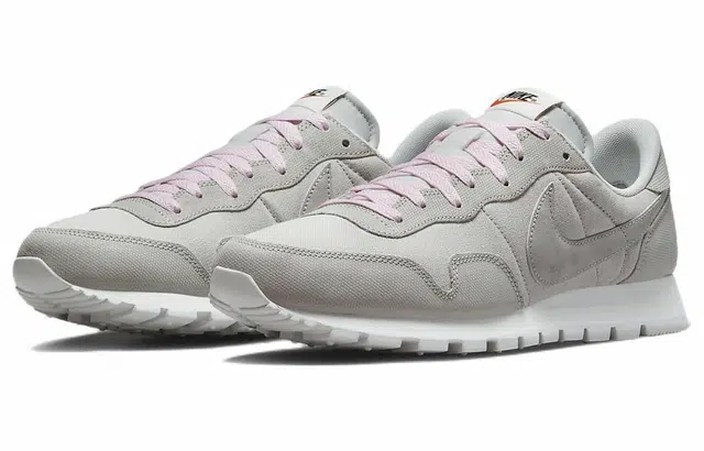 Nike Air Pegasus PRM