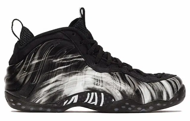 Nike Foamposite One "Black and White"