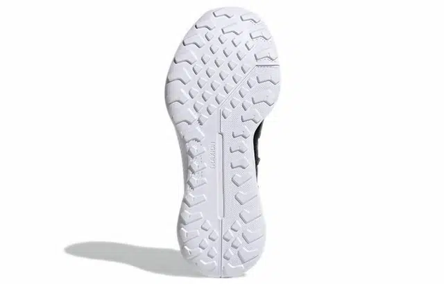 adidas Terrex Voyager 21