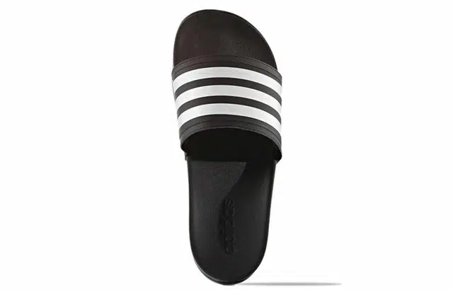 adidas Adilette